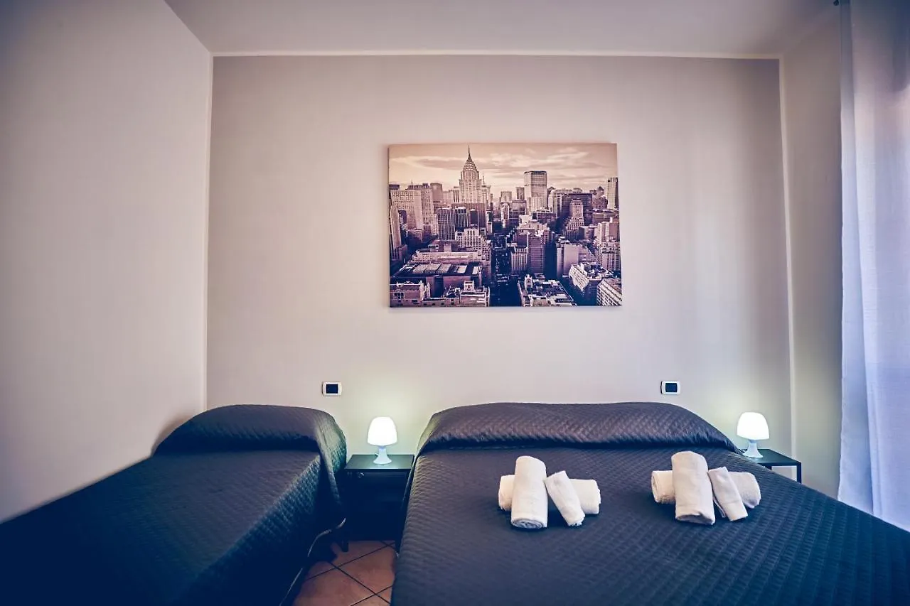 Guest house Travelershome 7Metri Guesthouse Ciampino Italy