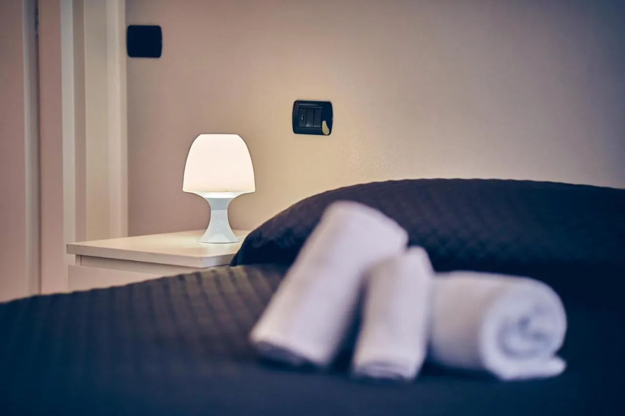 Guest house Travelershome 7Metri Guesthouse Ciampino