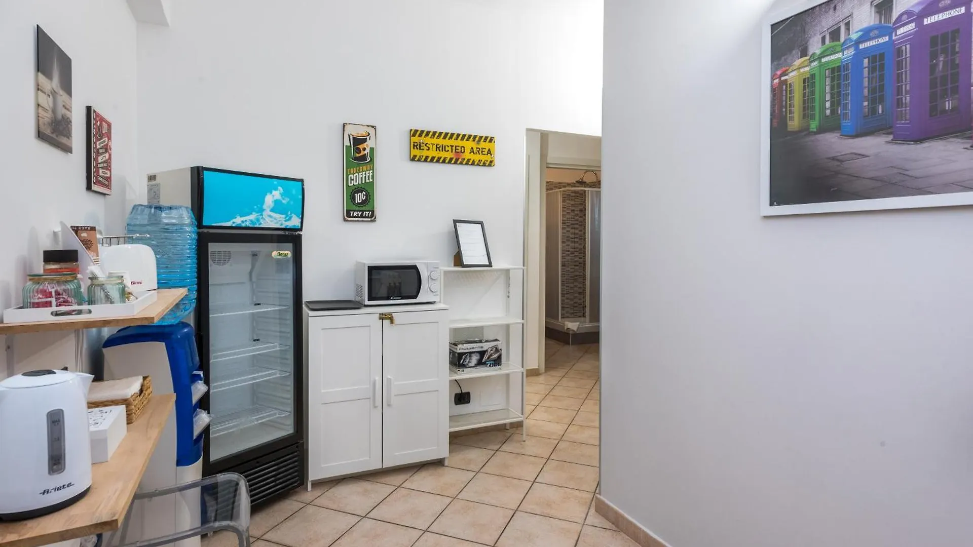 Travelershome 7Metri Guesthouse Ciampino 0*,  Italy